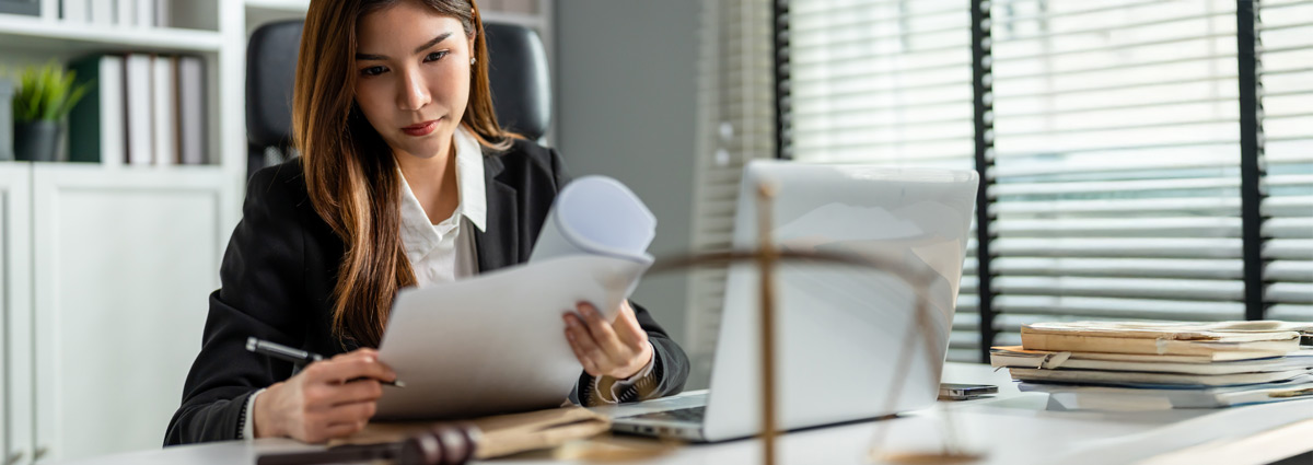5 Email Signature Templates for Lawyers